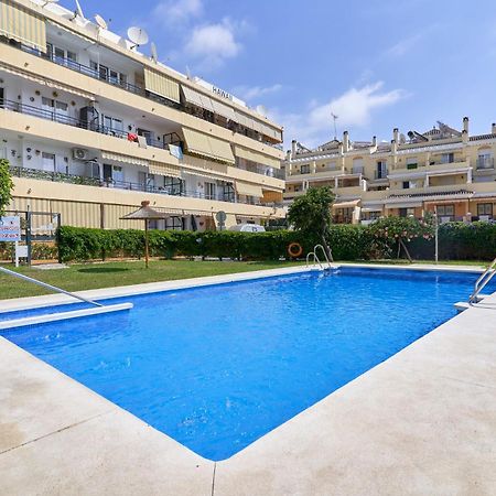 Hawaii 1St Floor Burriana, Nerja Apartment Exterior foto
