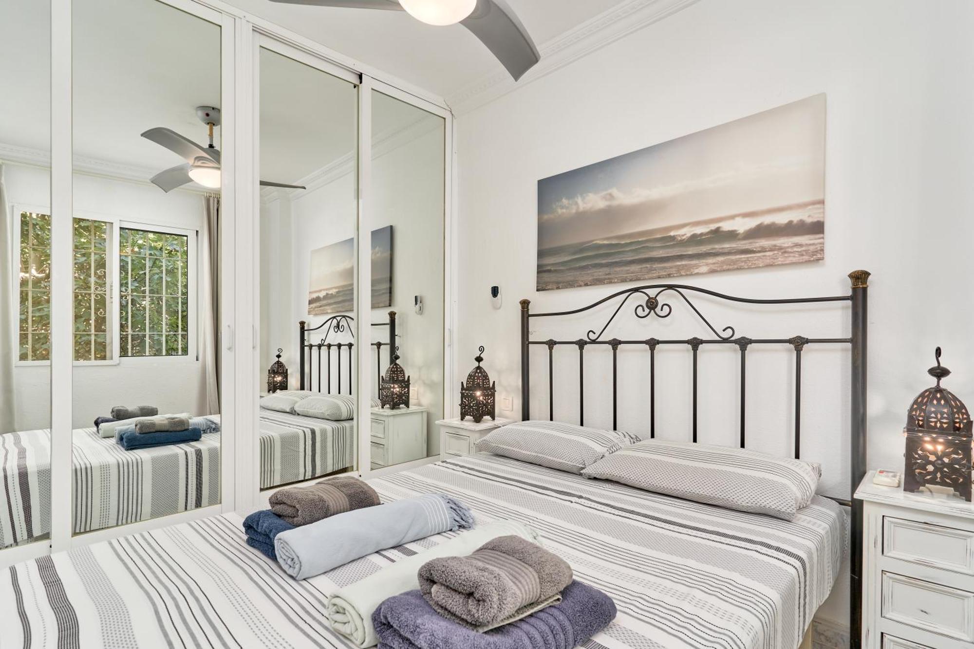Hawaii 1St Floor Burriana, Nerja Apartment Exterior foto