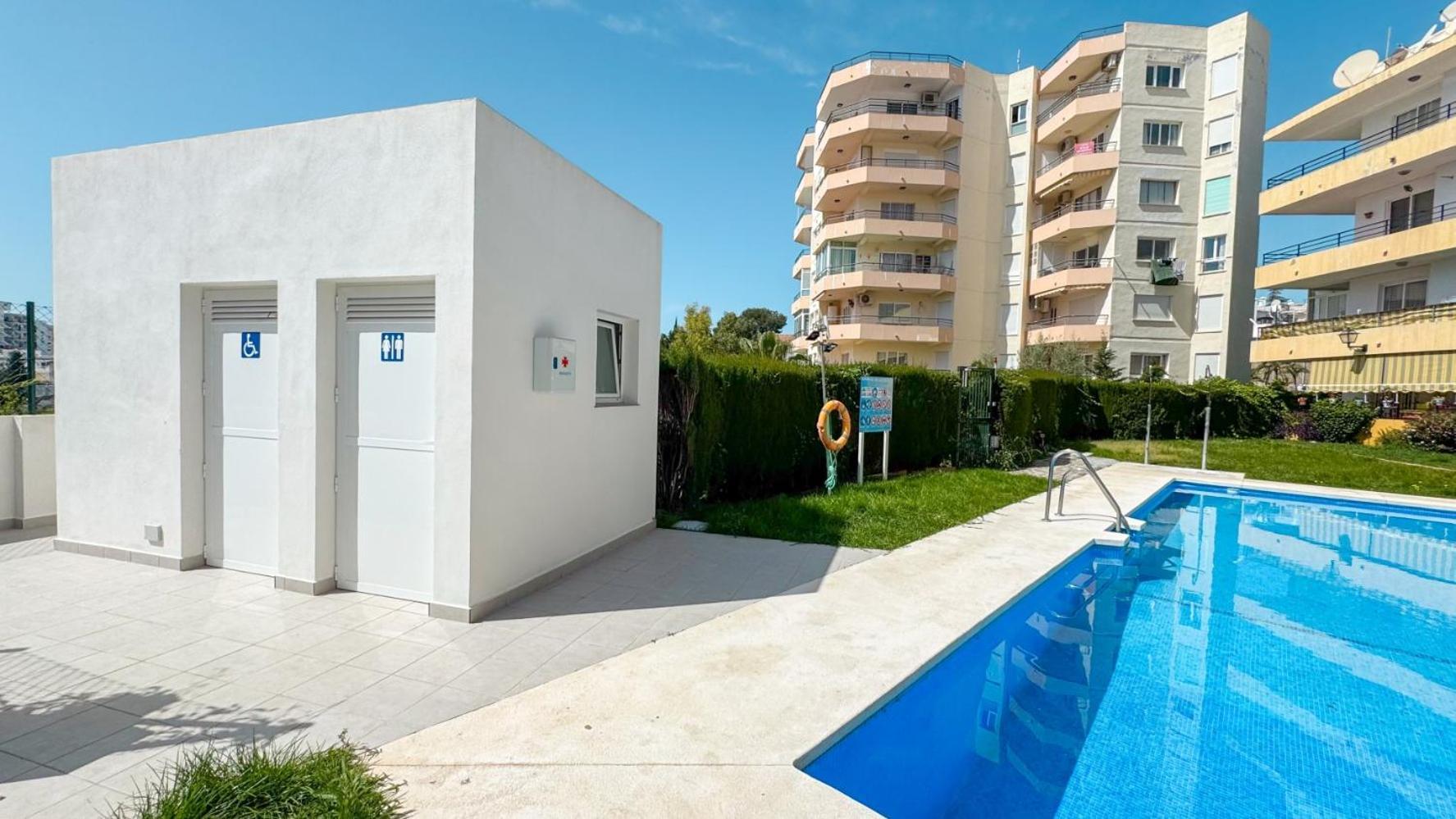Hawaii 1St Floor Burriana, Nerja Apartment Exterior foto